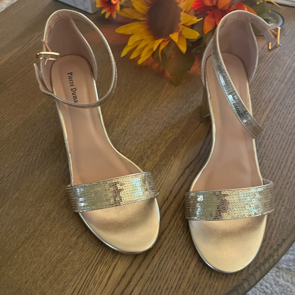 Gold Sequin heels. Wore once, In the box. Size 9. By Pierre Dumas.